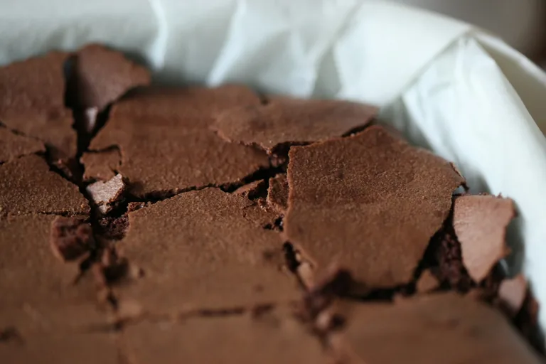 Ultimate Paper-Thin Crinkle Fudgy Brownies